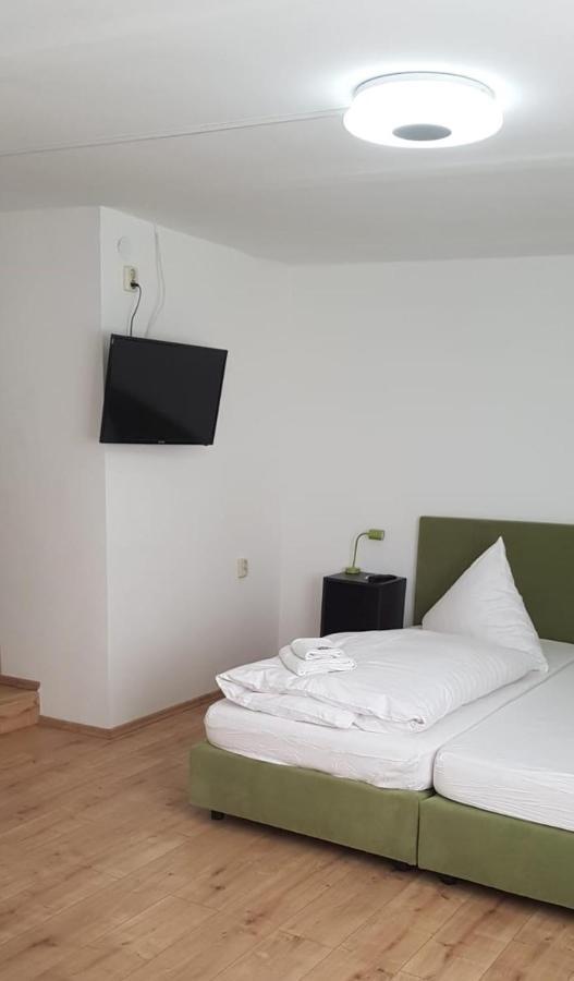 Pension New Nomads Zesch Екстер'єр фото